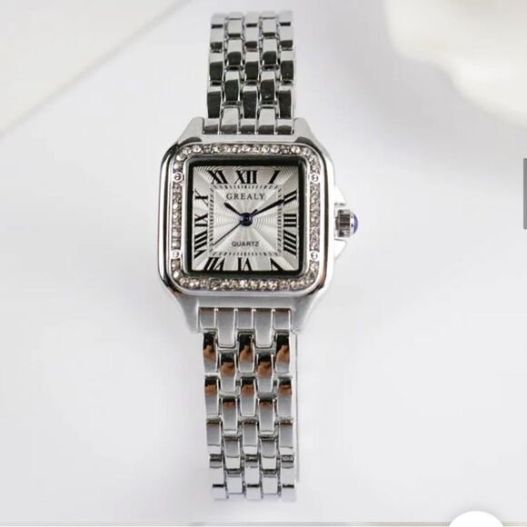 Panthere Classic stainless steel watch